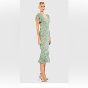 Mac Duggal Sequined V Neck Flutter Cap Sleeve Trumpet Dress Sage green  Sz 16